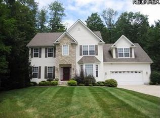 3569 Lake Ridge Dr, Medina, OH 44256