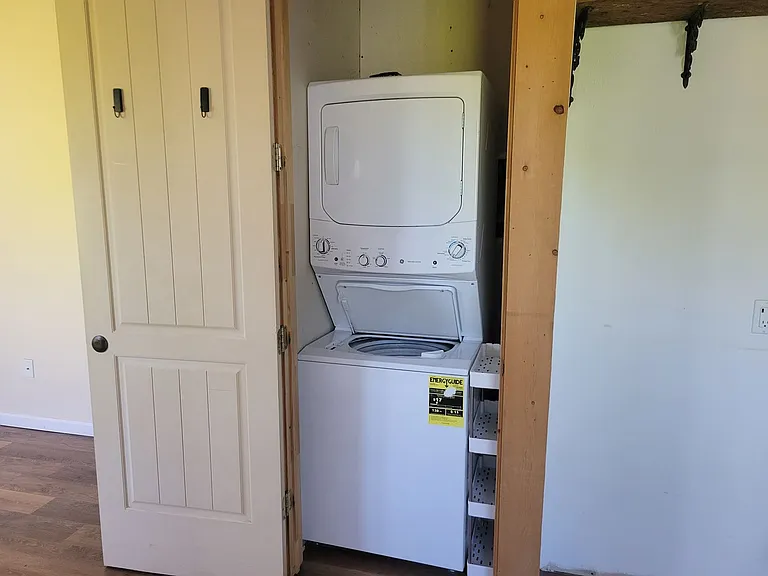 407 Ash St — Photo 9