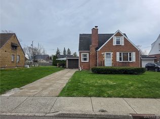 121 Cedar Rd, Cheektowaga, NY 14215