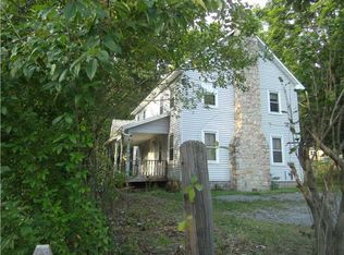 21 Cape Ave, Ellenville, NY 12428
