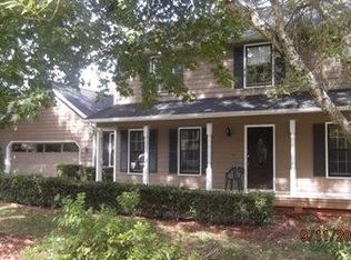 805 Edgewood Dr, Anniston, AL 36207