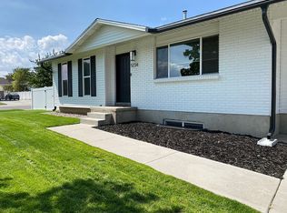 5734 S Gandalf Dr, Salt Lake City, UT 84129