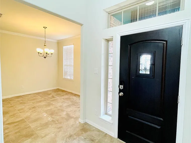 1915 Orchard Berry Ln — Photo 16