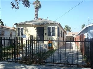 2nd image of 839 W 93rd St