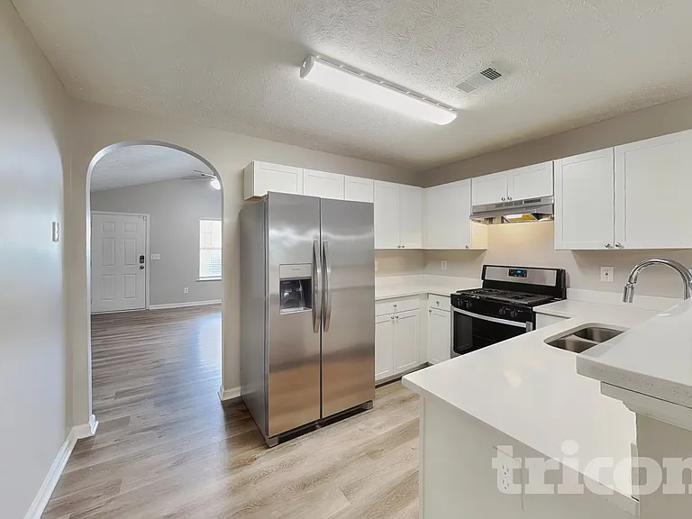 135 Tillman Ct — Photo 7