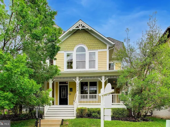 13513 Moonlight Trail Dr, Silver Spring, MD 20906