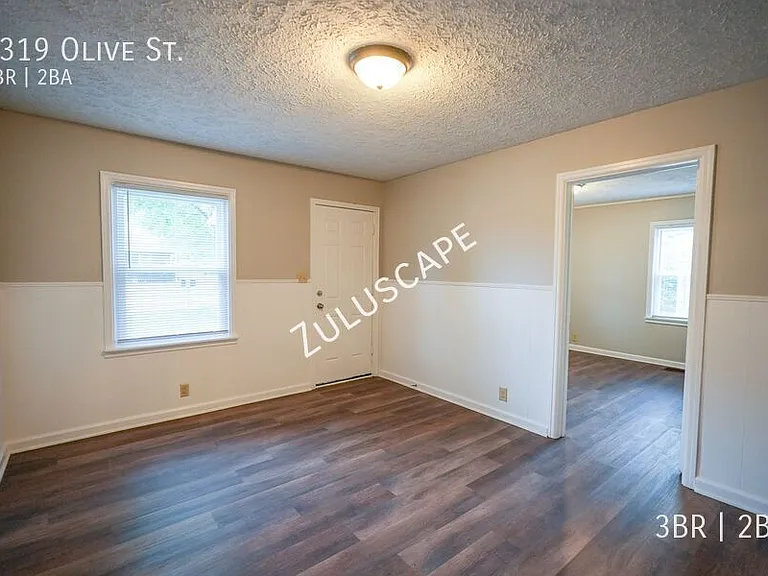 3319 Olive St — Photo 3