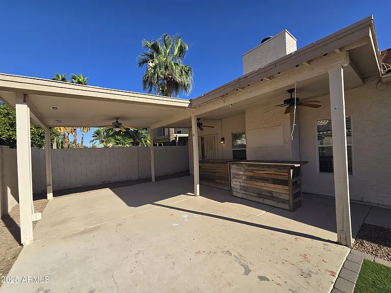 634 W Silver Creek Rd — Photo 26