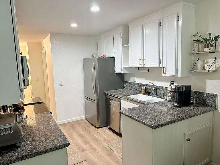 850 Apricot Ave #A — Photo 9