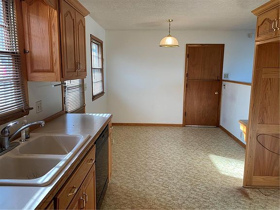 5th image of 4425 Paseo Dr
