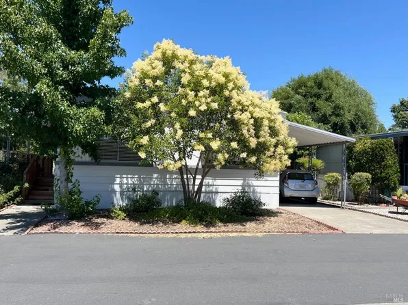 708 Sequoia Drive, Windsor, CA 95492