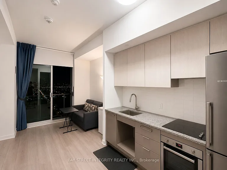 120 Parliament St #2102 — Photo 4