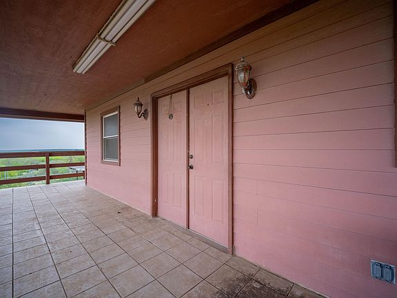 5th image of 1061 Salsi Puedes Rd