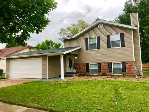 4005 Bugle Bend Dr, Florissant, MO 63034