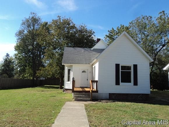 1st image of 256 N Ivan Ave