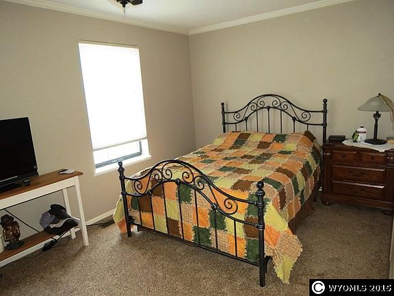5th image of 3819 Tam O Shanter Dr