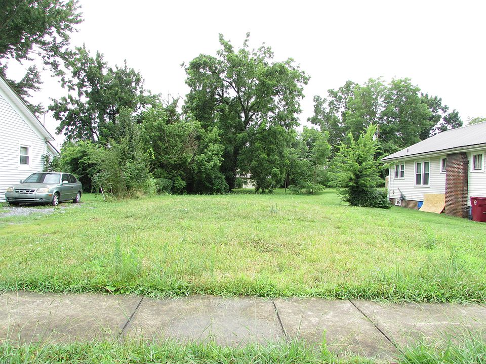 2nd image of 315 Wilson Ave