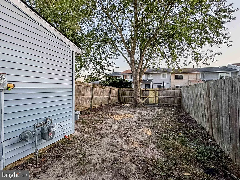 4 Milstone Ct — Photo 23