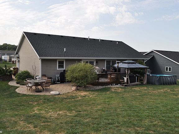 5th image of 625 Field Crest Dr