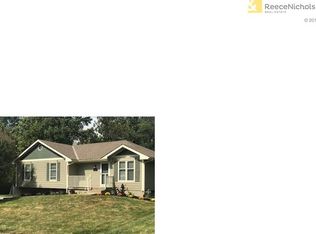 328 Preston St, Liberty, MO 64068