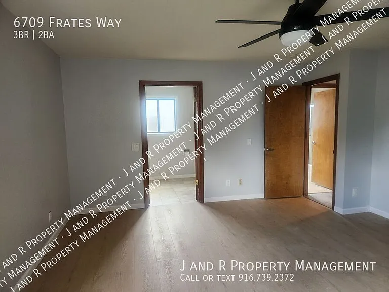 6709 Frates Way — Photo 14