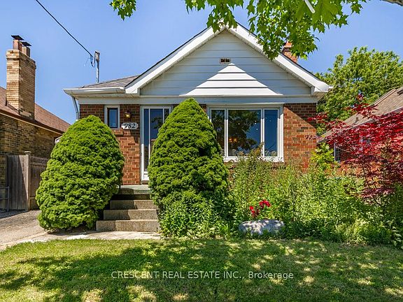 4th image of 982 Briar Hill Ave