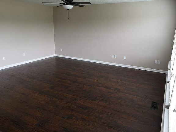 5th image of 7696 Falls Creek Way