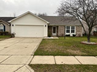 3144 Rolling Hill Dr, Columbus, IN 47201