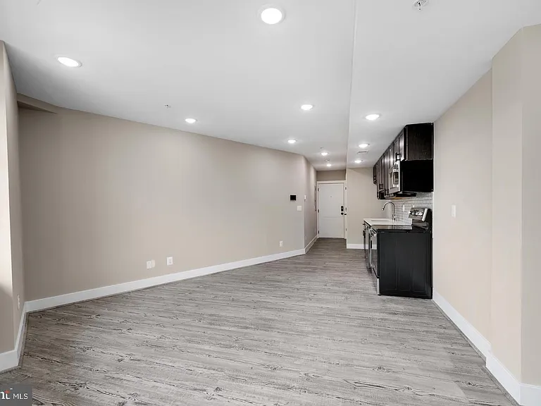 1617 Rhode Island Ave NE #402 — Photo 2