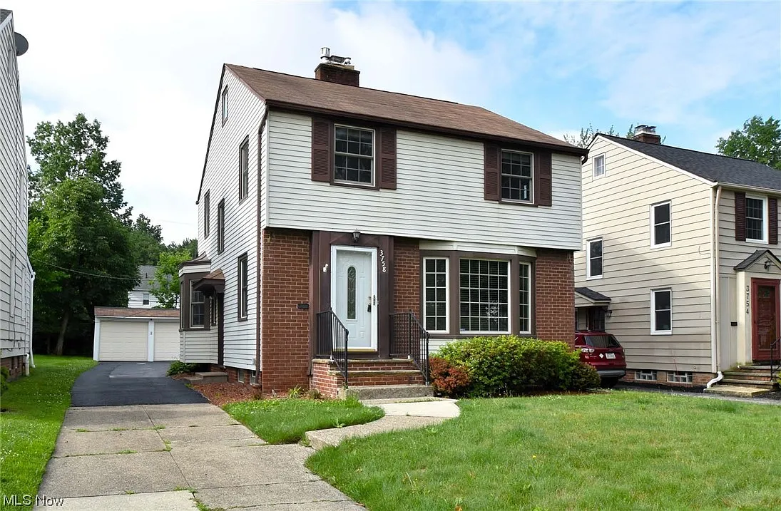 3758 Northwood Rd photo 1