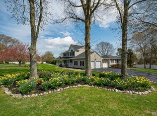 187 Fairway Dr, Wading River, NY