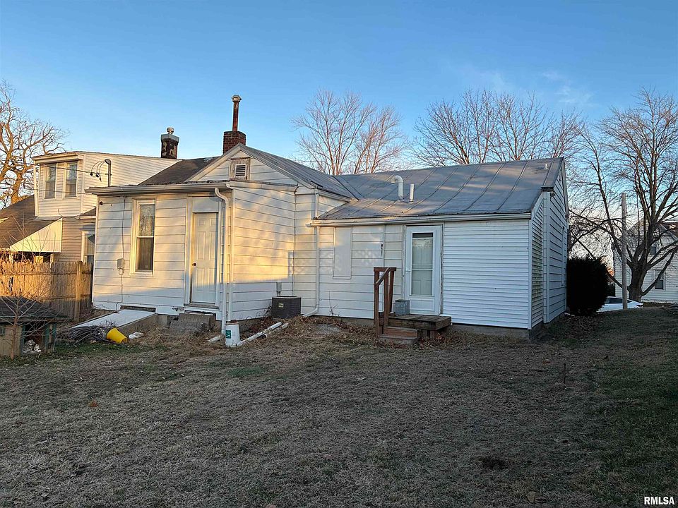2nd image of 512 Monroe St