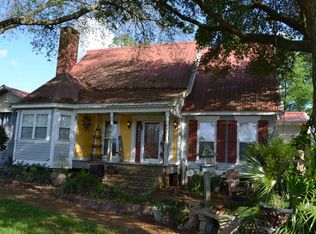 140 E 25th St, Larose, LA 70373
