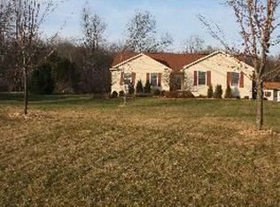 7361 Windridge Dr, Pinckney, MI