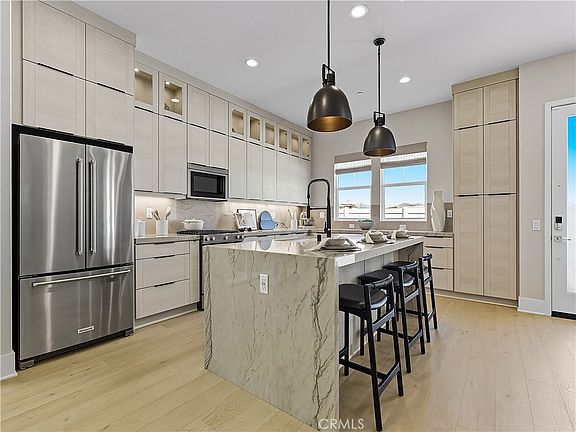 2nd image of 2328 Liv Way
