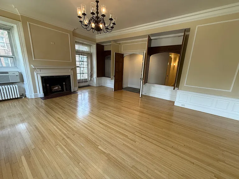 Cass Street Apartments — Photo 15