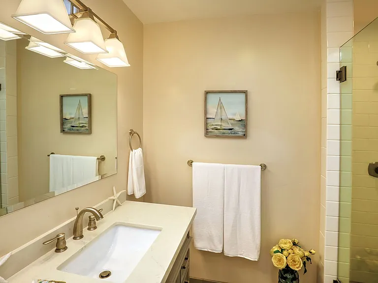 731 Las Canoas Pl #A — Photo 16