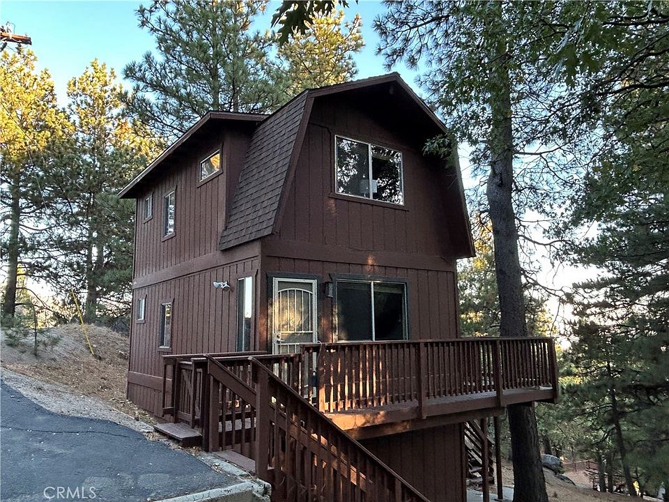 1st image of 31663 Hilltop Dr