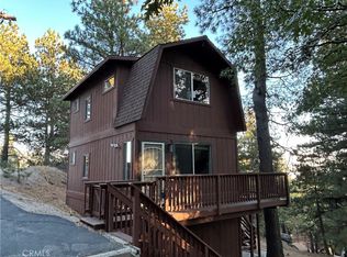 31663 Hilltop Dr, Running Springs, CA 92382