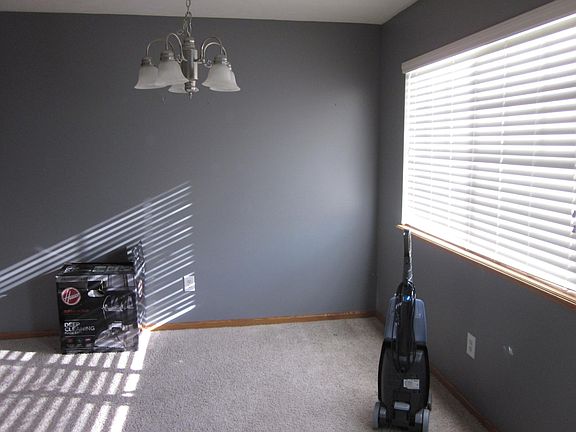 4th image of 11281 N 144th St #2