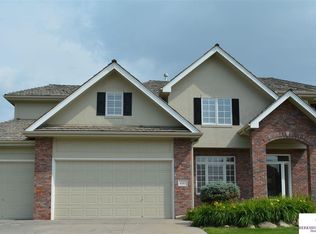 4205 N 195th St, Elkhorn, NE 68022