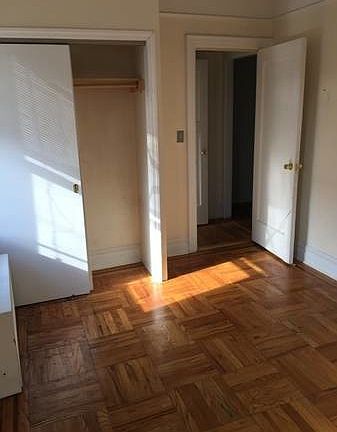3rd image of 4823 41st St
