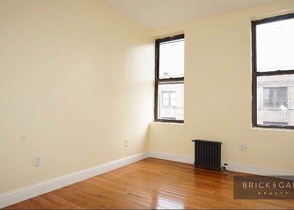 5th image of 645 W 160th St APT 4E