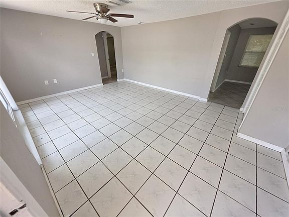 3rd image of 7010 Potomac Dr