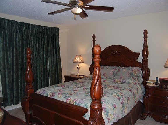 4th image of 1710 Circle Creek Dr