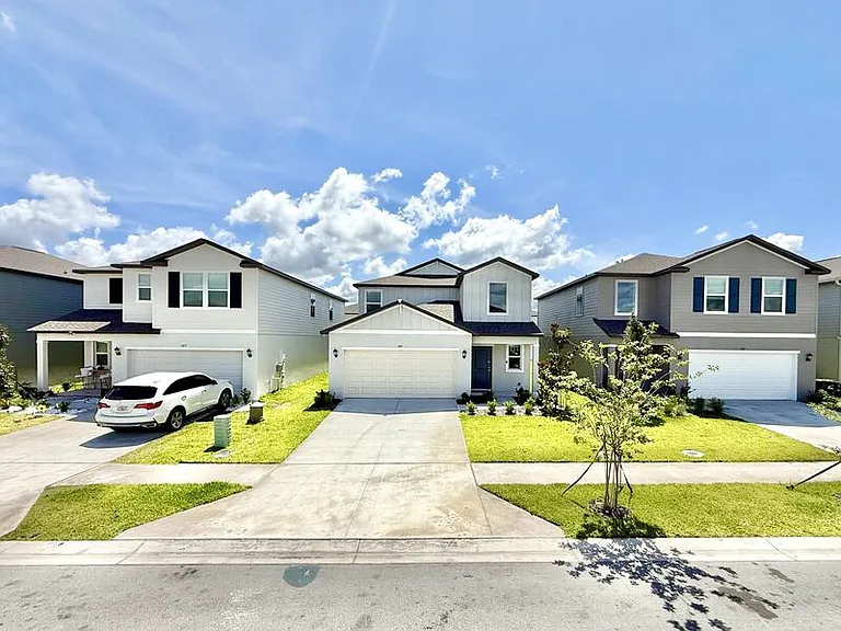 641 Bald Cypress Dr — Photo 4