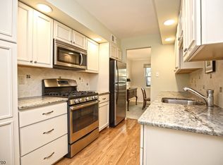 65 Canterbury Rd, Chatham, NJ 07928