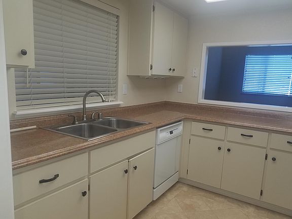 2nd image of 2201 Brega Ln