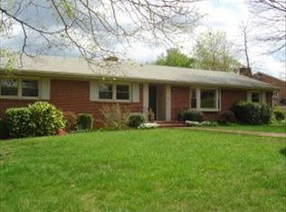 5510 Lynn Dell Rd, Roanoke, VA 24018