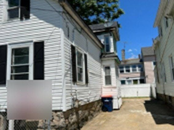 2nd image of 103 Sycamore St